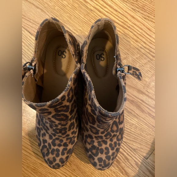 Leopard Booties - Picture 3 of 6